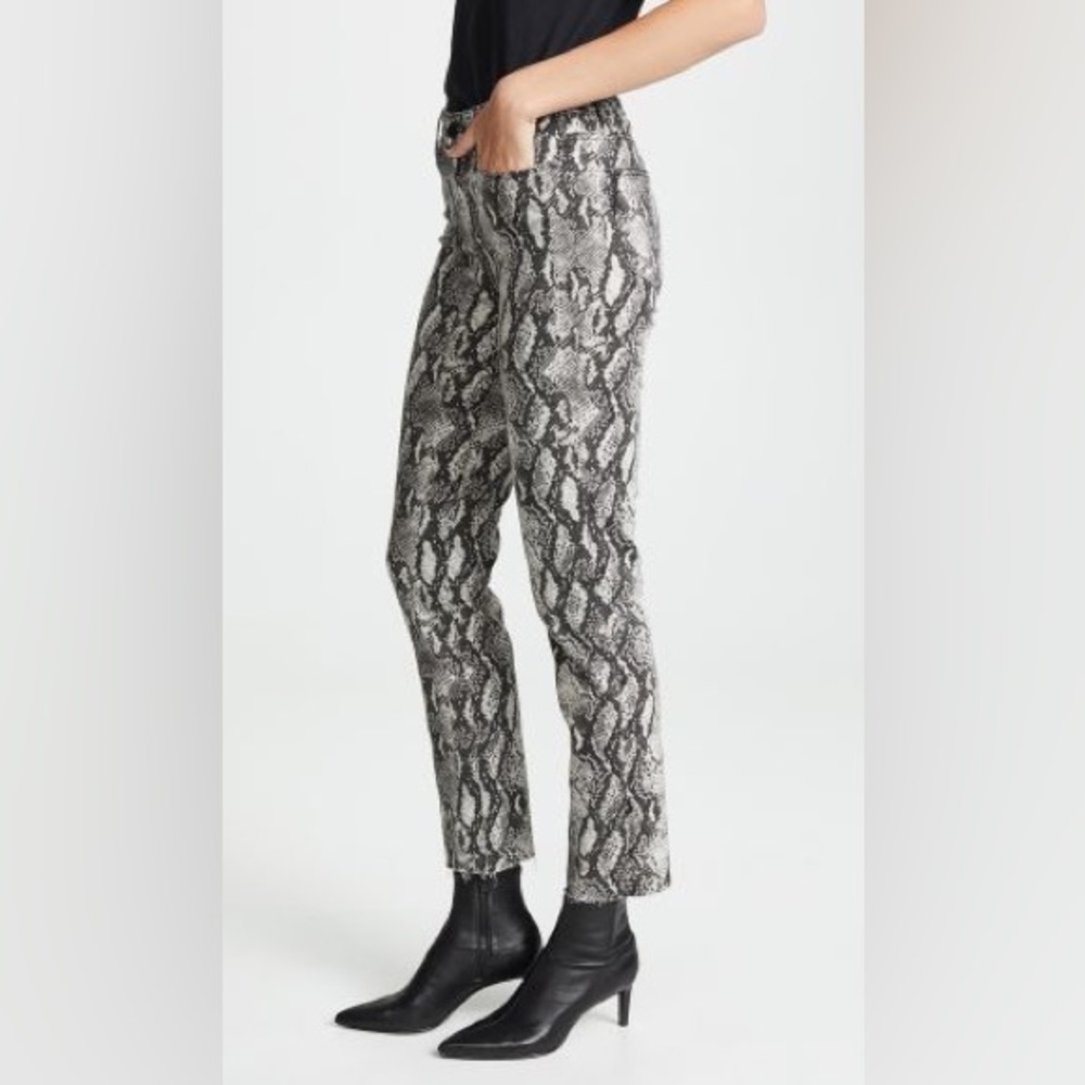 Zara Denim size 4 snakeskin design jeans